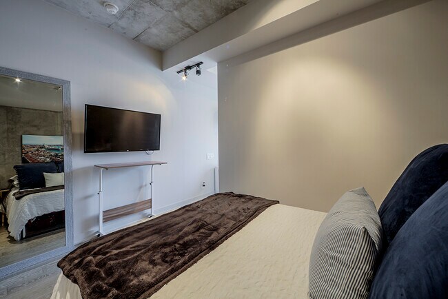 Photo du bâtiment - 39-839 Brant St