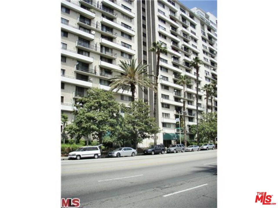 Foto principal - 10535 Wilshire Blvd