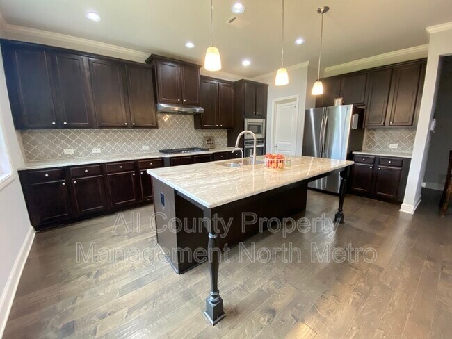 Building Photo - 3112 Avenel Ct