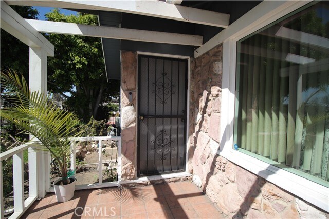 Building Photo - 341 W 124th St