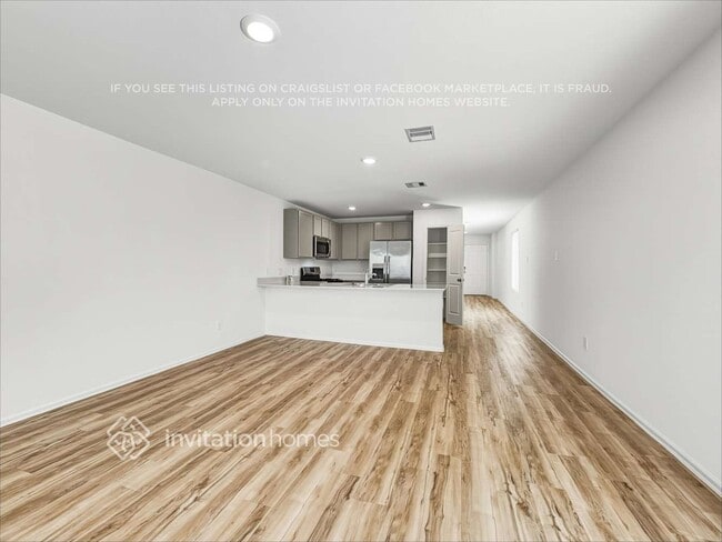 Building Photo - 24115 Laurel Farms Dr