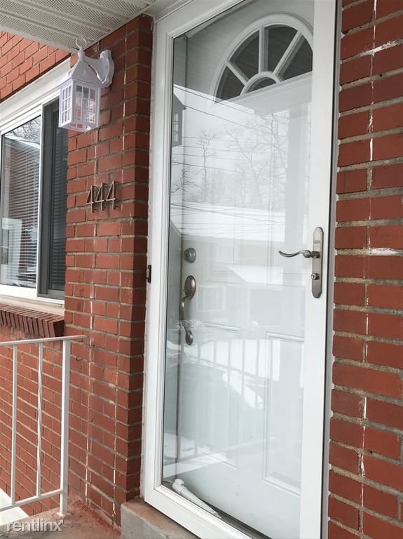 Building Photo - 2 br, 1 bath Townhome - 444 Jacobson Dr