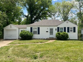 Building Photo - 906 Disco Dr