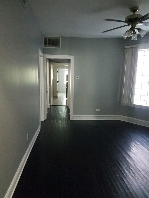6647 S Drexel Ave Unit 1, Chicago, IL 60637 Room for Rent in Chicago