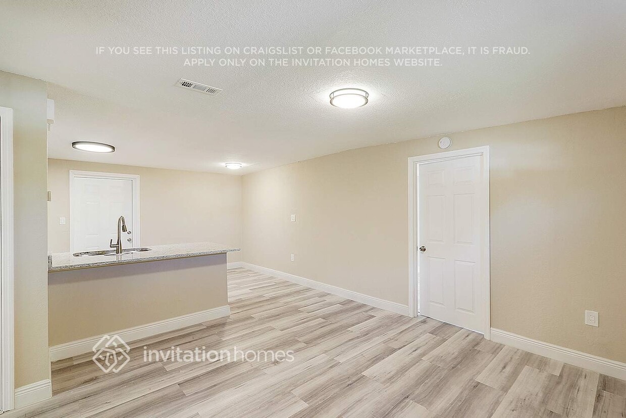 Primary Photo - 7111 Dellwood Dr
