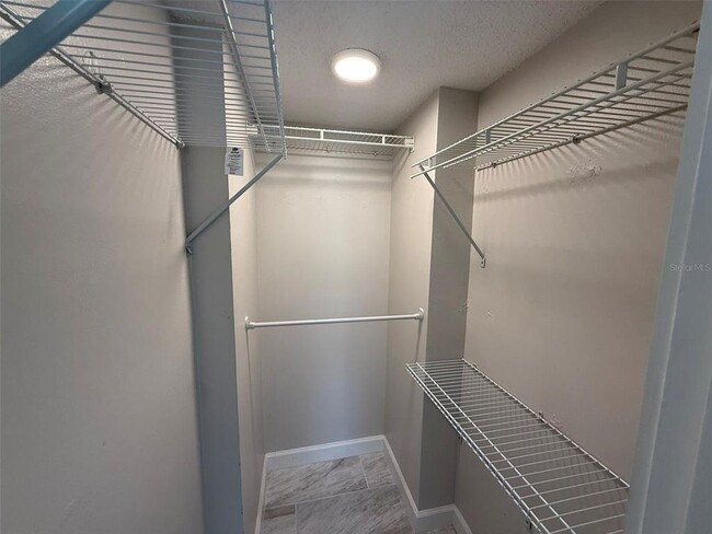 Building Photo - 21405 Olean Blvd