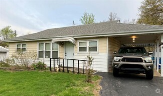 Building Photo - 1623 Kirkham Dr