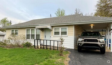 Building Photo - 1623 Kirkham Dr