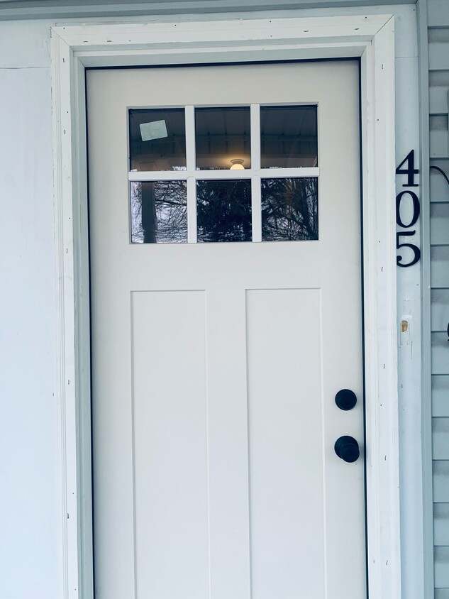 Front Door - 405 N Schanck Ave