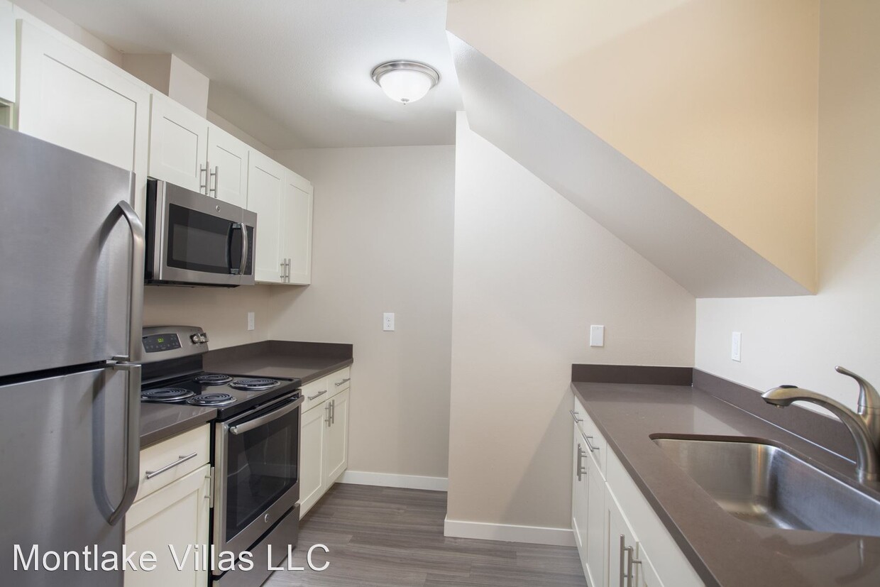 Primary Photo - 4236 7th Ave NE