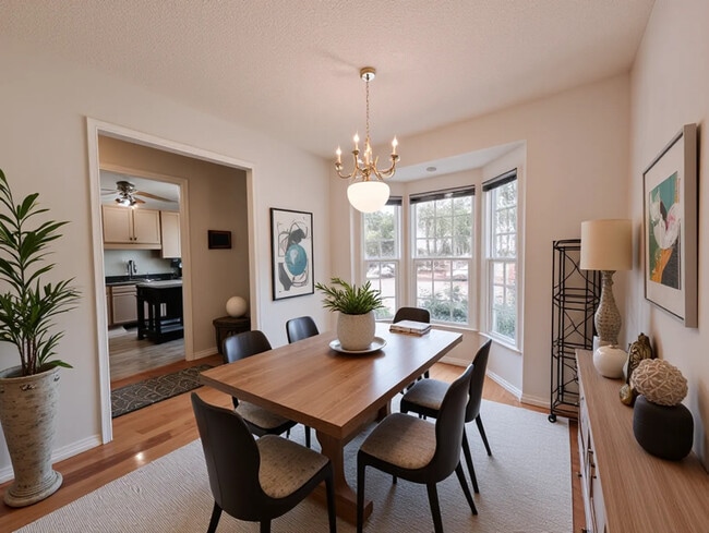 Building Photo - 18 Duke of Gloucester Cir