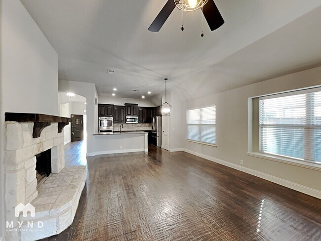 Foto del edificio - 4424 Oak Bluff Dr