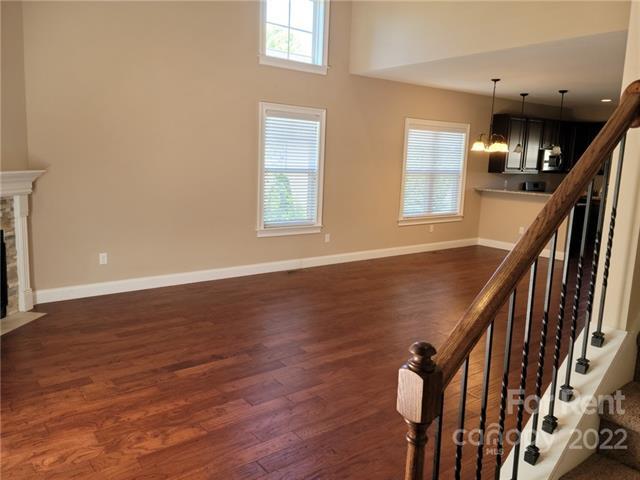Foto del edificio - 50 Asher Ln