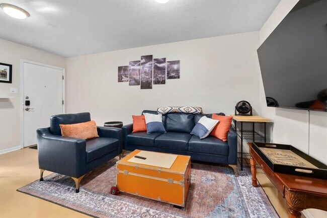 Foto del edificio - 3204 Menchaca Rd