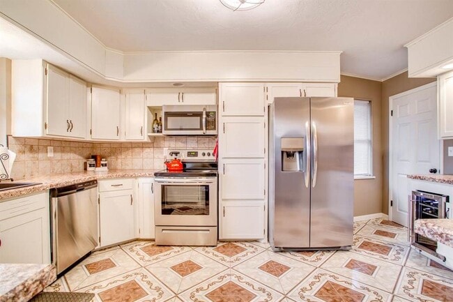 Foto del edificio - 1352 Chickasaw Dr