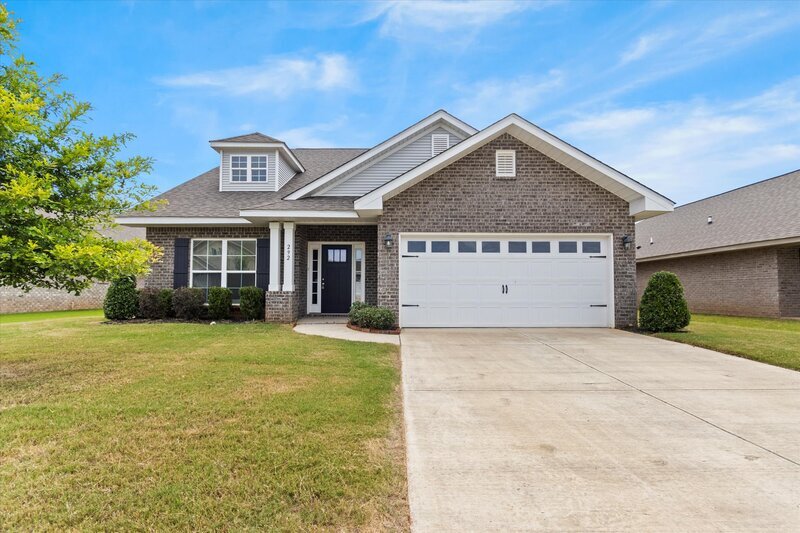 Primary Photo - 292 Abercorn Dr