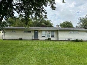Building Photo - 4984 OH-122