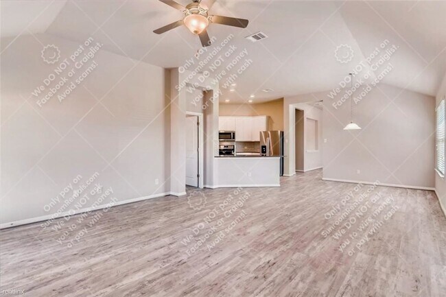 Foto del edificio - 4 br, 2 bath House - 17200 Lathrop Ave