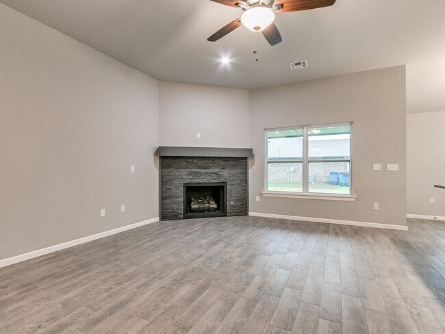 Foto del edificio - 1ST MONTH FREE