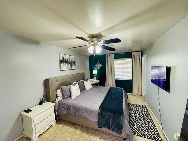 Foto del edificio - 3813 E Gelding Dr