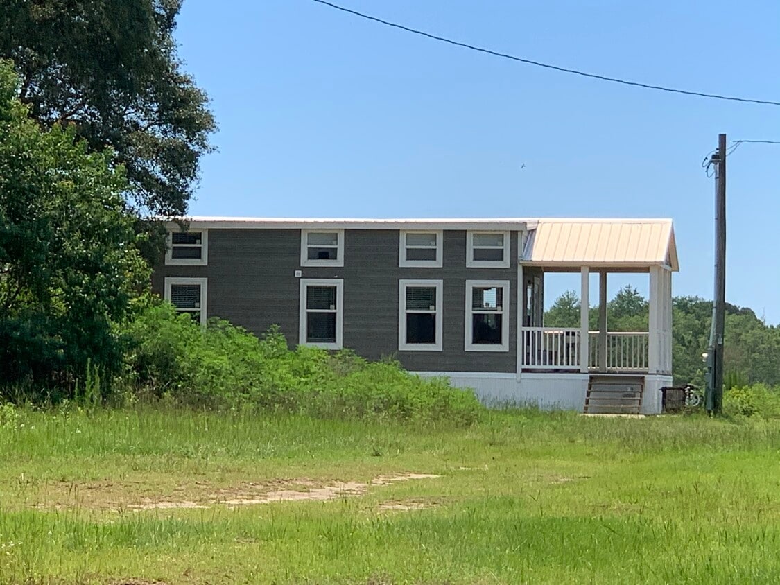 13261 Powell Ln, Lillian, AL 36549 House Rental in Lillian, AL