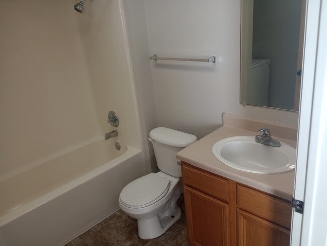 Building Photo - Park Ridge Apartments