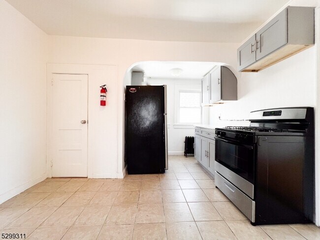 Foto del edificio - 33 Oraton St