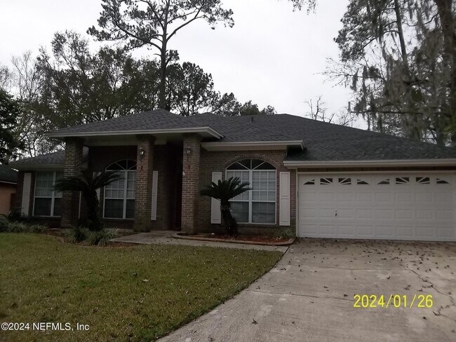Foto del edificio - 1910 Suwannee River Dr