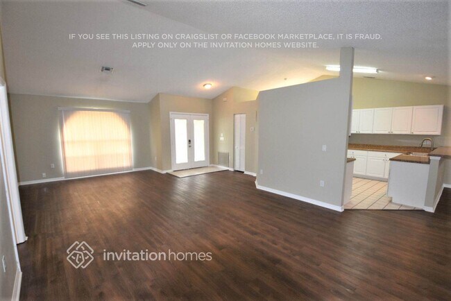 Building Photo - 4061 Prairie View Dr N