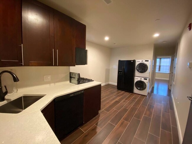 Photo - 826 Reed St Apartment