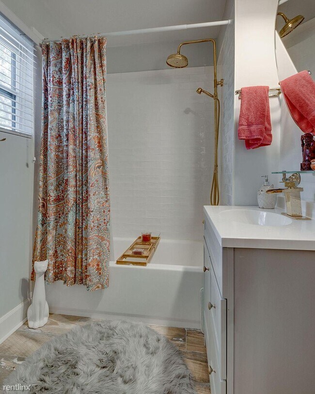 Foto del edificio - 2 br, 1 bath House - 3101 Kingston Street