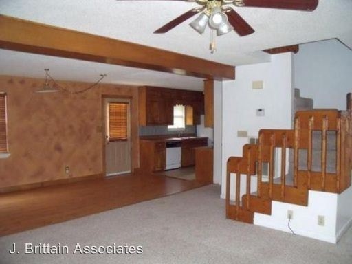 Building Photo - 65 Goat Farm Rd