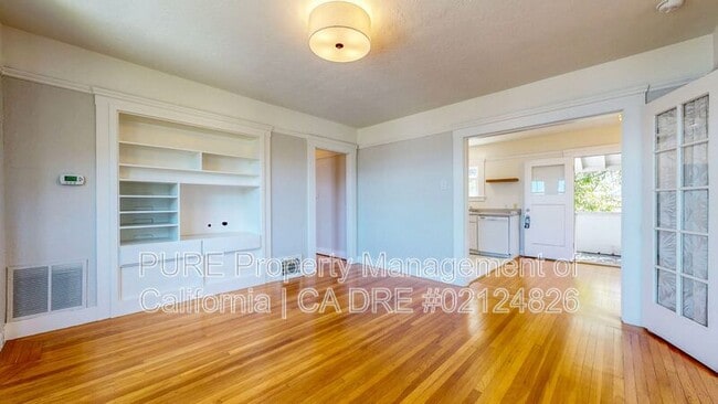 Building Photo - 195 San Carlos Ave