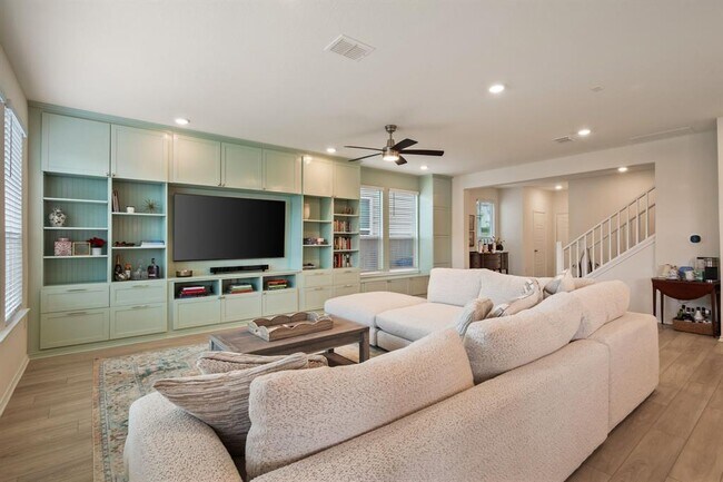 Foto del edificio - 7805 House Finch Dr