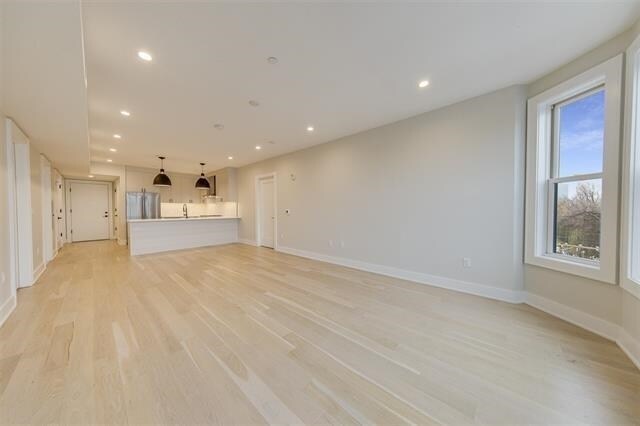 Foto del edificio - 366 6th St