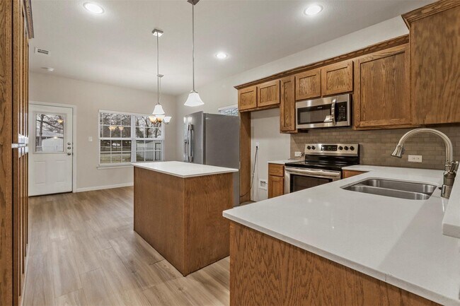 Foto del edificio - 731 W Morton St