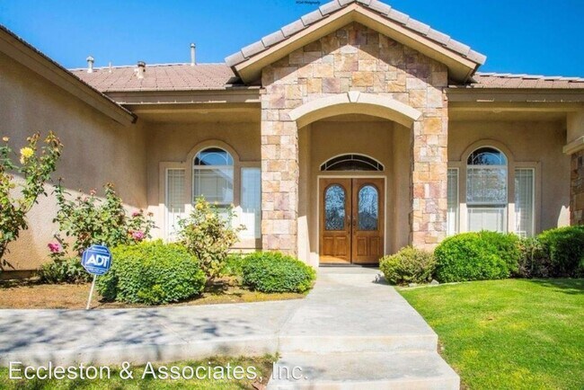 Foto del edificio - 3 br, 2 bath House - 10614 Cliffside