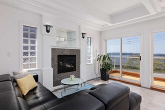 Building Photo - 15441 Marine Dr