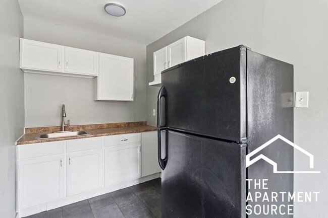 Foto del edificio - 6228 S Western Ave