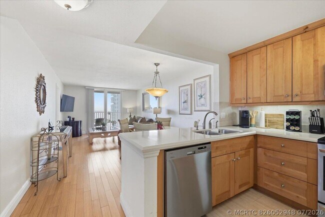 Foto del edificio - 2929 S Ocean Blvd