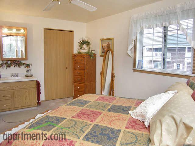 Bedroom Sets Green Bay Wi east park estates rentals - green bay, wi | apartments Bedroom Sets Green Bay Wi east park estates rentals - green bay, wi | apartments