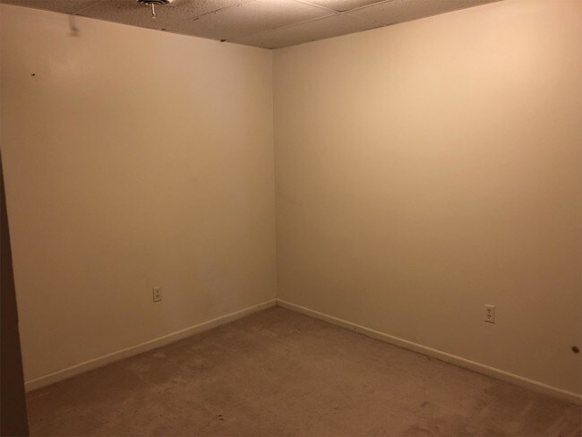 Foto del edificio - 517 Old Central Rd