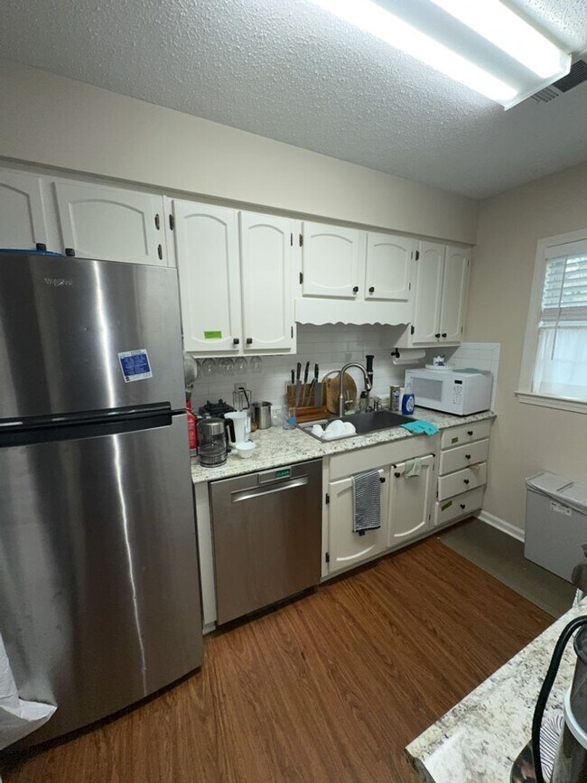 Foto del edificio - r1423a