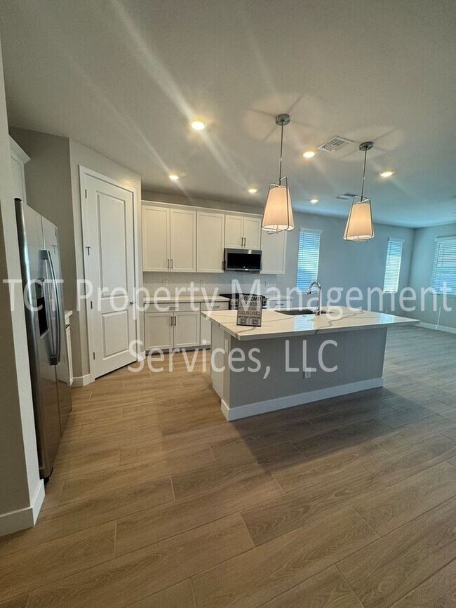 Foto del edificio - Beautiful New Build in North Creek Community