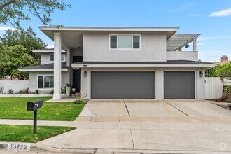 Building Photo - 13772 Ridgecrest Cir