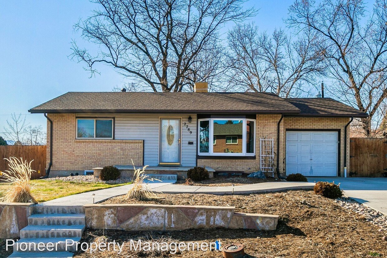Foto principal - 4 br, 2 bath House - 2789 S Patton Ct