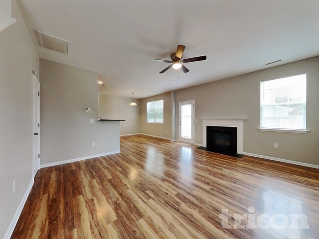 Foto del edificio - 1304 Lombar St