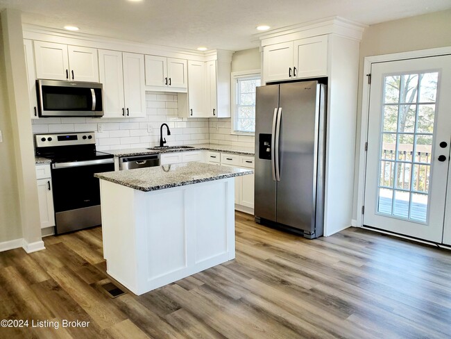Foto del edificio - 7440 E Orchard Grass Blvd