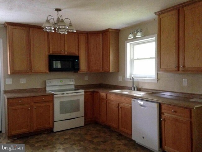 Foto del edificio - 2703 Indian Run Rd