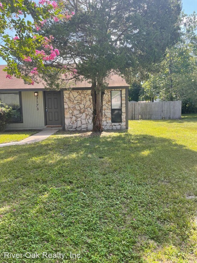 Foto del edificio - 3 br, 2 bath House - 3173 Vine Street